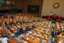 野, 방송4법 처리 돌입… 방통위 초유 ‘0명 체제’
