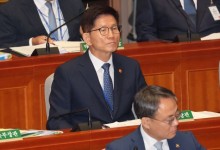김문수 “일장기 단 손기정도 잘못된 건가”