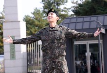 “군 장병 노고 느꼈다” BTS 제이홉, 만기 전역 현장 [포착]