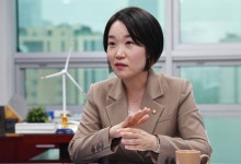 ‘강선우 갑질’ 옹호한 문진석에…이소영 “동의하지 않는다”