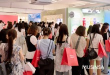 성수동 늘어선 줄, 어깨엔 핑크 에코백…2030 홀린 무신사 뷰티[르포]