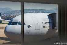 레바논 체류 한국인·가족 등 97명…서울공항 무사 도착