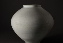'최대 36억원' 조선시대 달항아리…뉴욕 경매시장에 오른다