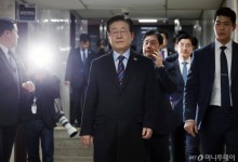 '尹 구속 취소'에 이재명 "여전히 내란 중...반드시 '빛의 혁명' 완수"