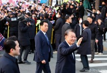 박지원, 尹 석방에 "당신은 개선장군 아냐, 내란 수괴일뿐"