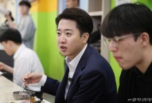 "과다 의료 기준 연 365회→120회 강화"…이준석, 건보재정 개혁 공약