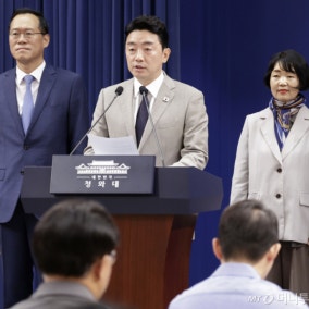 범보수에 민주노총 출신까지…靑 2기 참모진, 다양성에 '방점'