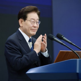 '반도체 클러스터' 호남 찾은 李 "재임 중 가장 보람…시민여러분 축하드린다"