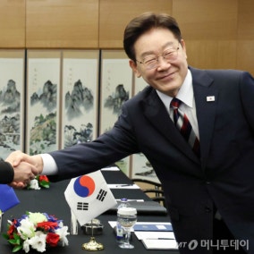李대통령, 잇단 NATO 정상외교 '종횡무진'…젤렌스키와 첫 양자회담