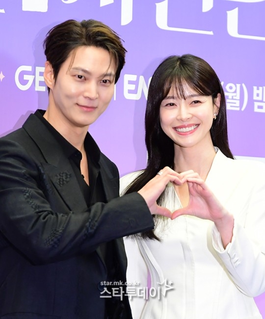‘야한 <b>사진관</b>’ <b>주원</b> “<b>권나라</b>와 호흡은 만점, 행복했다”