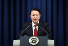 “법사 부족해 ‘햄버거 보살’까지, 무속내란”…민주당, 尹·계엄 비판