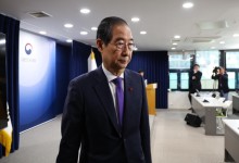 총리실 “韓 대행, 계엄선포 사전보고 받은 적 없어…김용현측 허위사실”