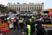 헌재 앞서 맞붙는 여야…‘尹대통령 탄핵 찬반’ 기자회견