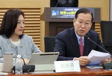 “파면되면 수용, 기각되면 불복? 무슨 궤변이냐”...민주당 비판한 윤상현