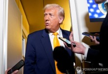 전자제품 관세 혼란에…트럼프 관세 강행 의지 재차 언급 “면제아니다”
