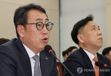 “작전지휘 책임자 전방부터 우선”...국방부, SKT 유심교체 위한 외출 보장