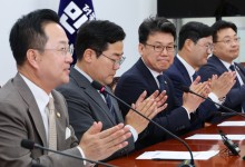 與, 12일 본회의 계획 철회…“새 원내 지도부 구성 후 속도 낼 것”