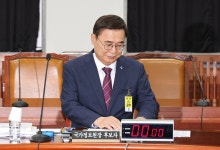 “정부·여당 태도 문제있어”…이종석 국정원장 인사청문보고서 채택 불발
