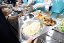 ‘급식’ 몰래 먹으러 중학교 들어갔다 징역형…20대 졸업생 등 3명의 최후