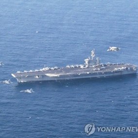 트럼프 “또 다른 함대 이란 투입”…중동서 공군 훈련도