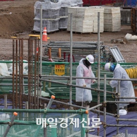 “전쟁은 중동서 하는데, 건설 충격은 한국이”… 현장 덮친 ‘자재 쇼크’