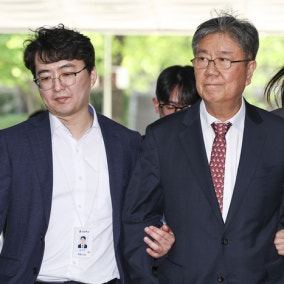 ‘관저 이전 의혹’ 김대기·윤재순 구속