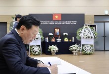 신동빈 롯데 회장, 베트남 서기장 조문…현지 사업장엔 반기 게양