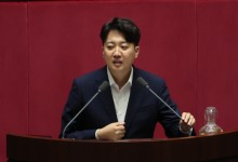 이준석 “한동훈, 정책위의장 임명하면 끝…이상한 논란으로 꼬여”