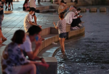 "도대체 언제까지 덥나요"…역대급 '열대야'에 잠 못 이루는 사람들