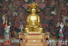 1701년 제작 ‘서울 흥천사 목조관음보살삼존상’ 보물 된다