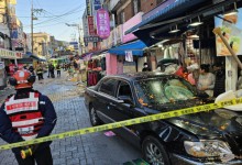 70대 몬 승용차, 목동 깨비시장 덮쳐…1명 사망·12명 부상