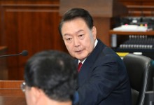 윤석열, 피고인석 첫 공개…“국회 진입 지시” 반박 예고