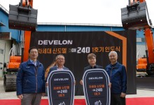 HD현대인프라코어, ‘디벨론’ 차세대 신모델 굴착기 첫 인도