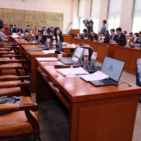 문체위 국정감사의 非문화적 태도 유감