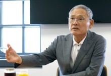 유인촌 문체부 장관, '에스팩토리' 찾아 공연장 안전관리 점검