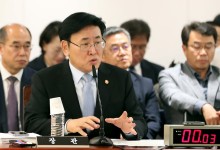 "LTE 요금제 개선" 한 목소리… 제4이통 연말까지 검토