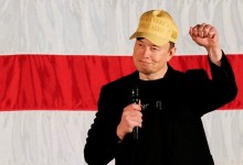 머스크 “앞으로 5년 동안 회사 이끈다…정치 활동은 훨씬 적게”