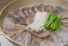 “오늘 뭐 먹지...일식? 중식?” 한식 외식 매출 줄었다
