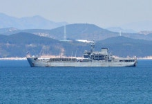 진해 입항 중 해군 상륙함서 화재…화상 등 환자 3명 발생(종합)