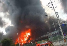 [속보] 영천 화학물질 취급 공장서 폭발 화재 3명 중경상