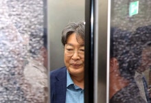 '주식 차명 거래' 이춘석 의원, 국정위 물러나...후임 송경희