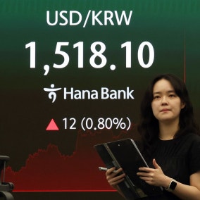 환율 1517원까지 치솟았다…"필요시 단호 조치" 구두개입