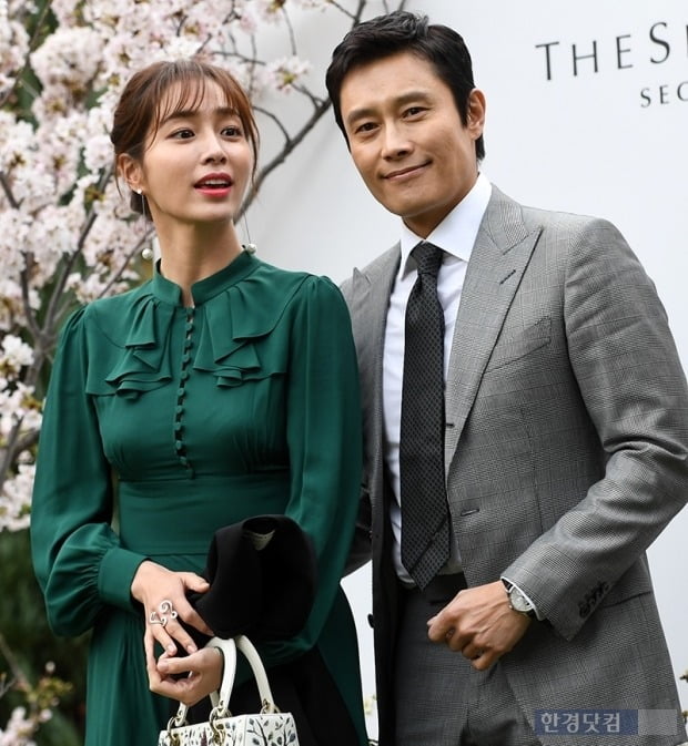 "나이스 버디!" <b>이병헌</b><b>이민정</b>, 오늘 둘째 <b>득녀</b>