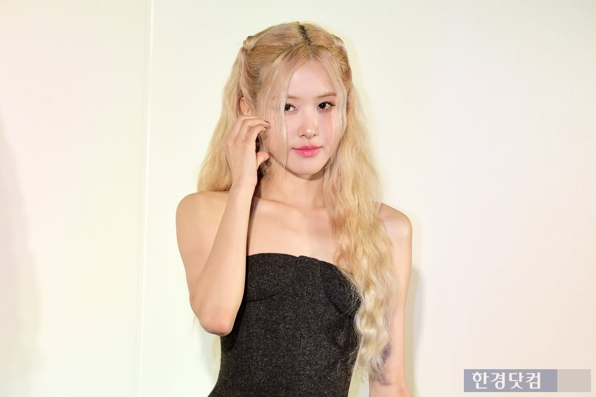 BLACKPINK Rosé Signs Management Contract with The Black Label and Teases New Music