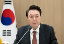 與 "탄핵 가담한 野 의원들, 역사의 죄인으로 남을 것"