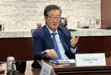 美 한반도 전문가의 경고…"尹 계엄 사태로 한국 민주주의 불확실성 빠져"