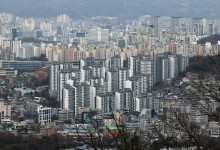 이달 전국에 1만2676가구 분양…전년 대비 '반토막'