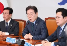 '중도보수' 깃발 통했나…'중도층' 지지율 與 20%P 따돌린 野