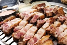 '700원대' 가격 실화냐…이번 연휴엔 온 가족 '삼겹살 파티'