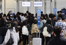 황금연휴 '공항 유심 대란' 우려…SKT 임원 총출동 '총력 대응'